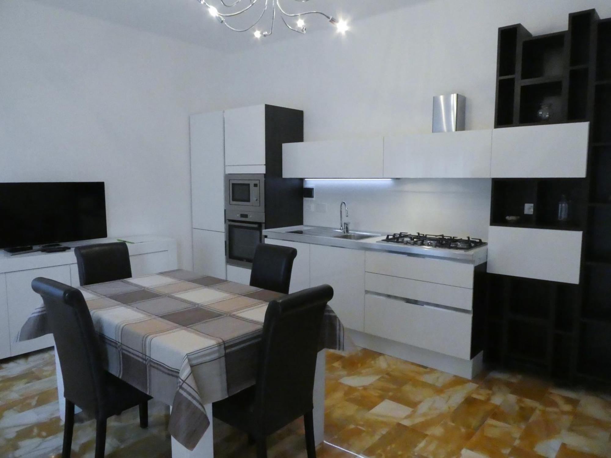 Ferienwohnung Isola Di Man Imperia Exterior foto